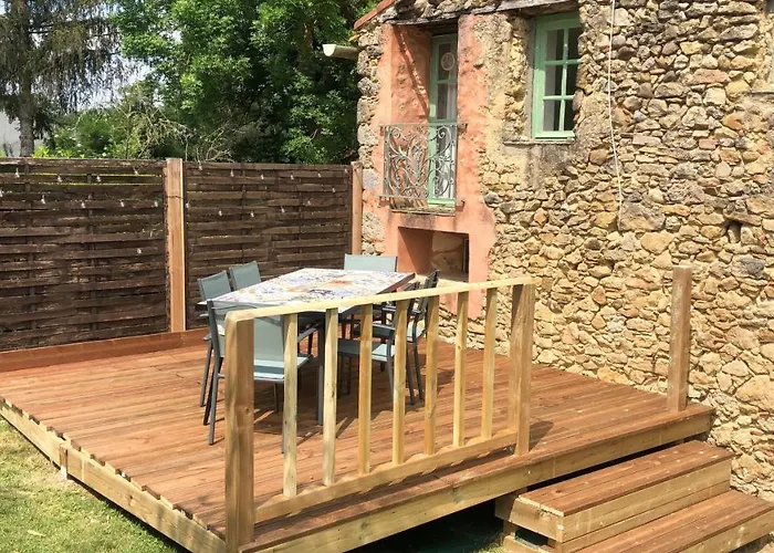 Feriehus De Montcabirol *