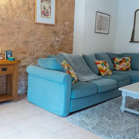 Gites De Montcabirol