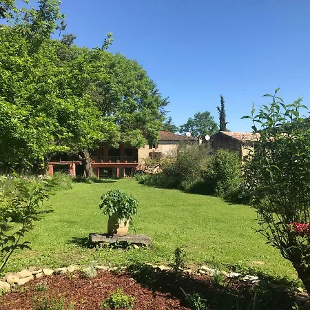 Gites De Montcabirol 度假居 *